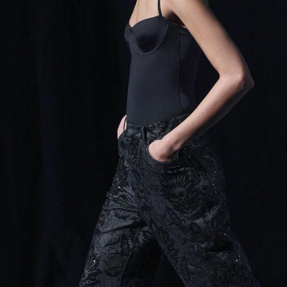 ZARA STRAIGHT CUT BLACK SEQUIN DENIM JEANS SIZE 4/36 NWT